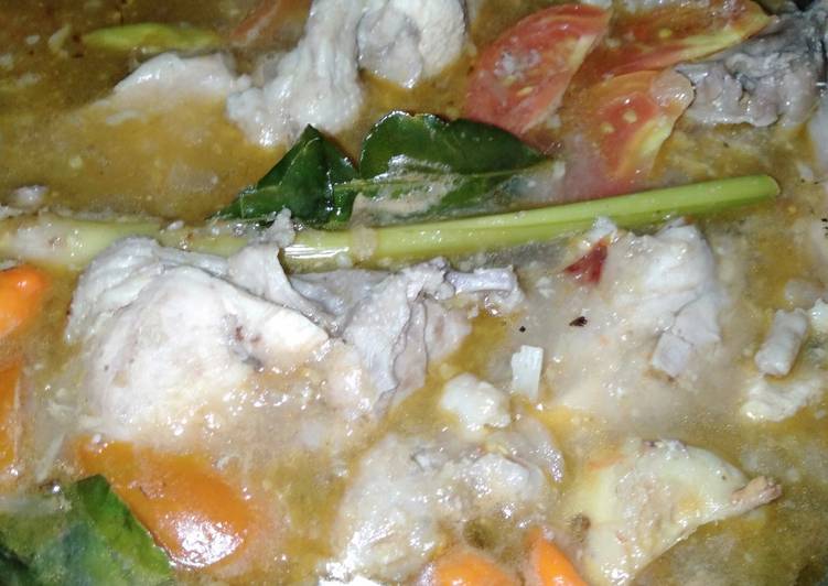 Resep Garang Asem Ayam oleh Nananda - Cookpad