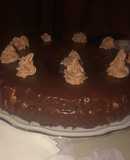 Bizcocho de limón y vainilla, buttercream y cobertura de chocolate
