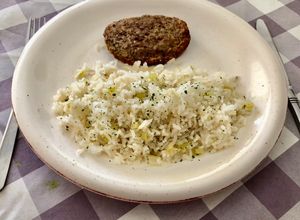 Una foto de Arroz con apio
