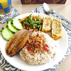 A picture of Nasi Liwet Rice Cooker.