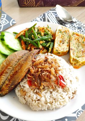 Foto resep Nasi Liwet Rice Cooker