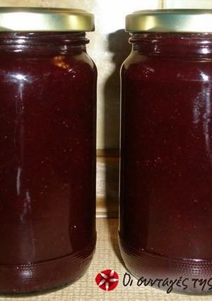 A picture of Cherry plum jam.