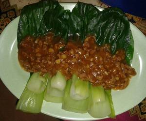 Resep Populer Pokcoy siram daging saus tiram Nikmat Lezat
