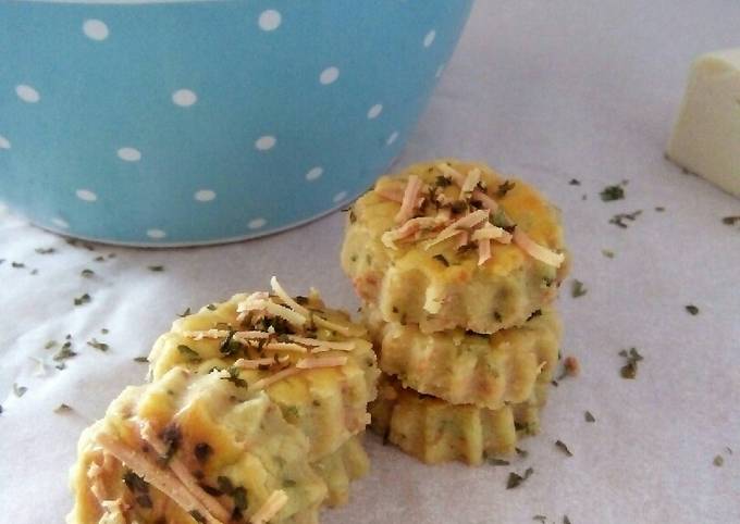 Garlic Parsley Cheesy Cookies