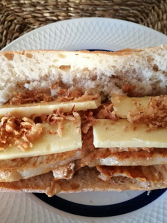 Una foto de Bocadillo de lomo al pimentón en airfryer