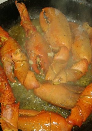 A picture of Spicy Butter Lobster Claws.