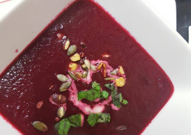 Recipe of Award-winning Beetroot mint &amp; Cumin soup