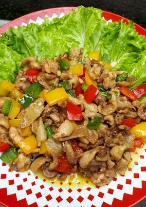 Foto resep Oseng Kulit Ayam Paprika Lezat DEBM