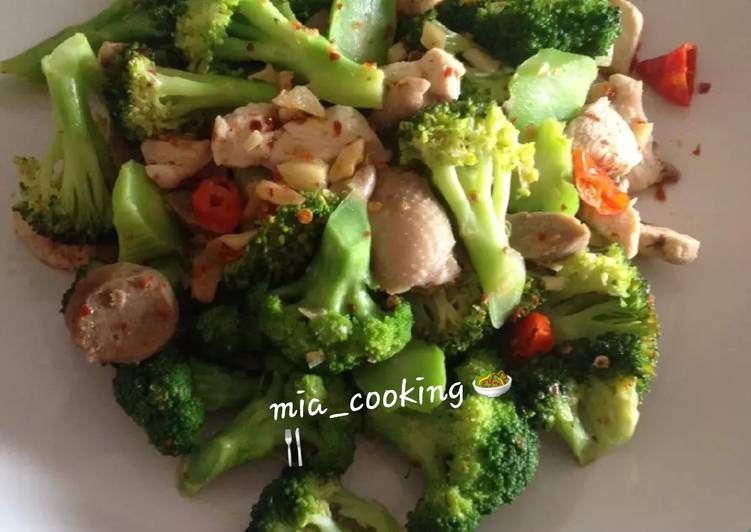 Broccoli cah ayam bakso