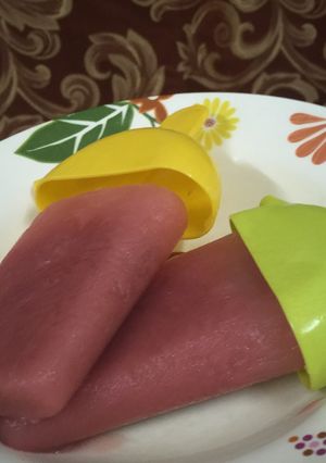 A picture of Pomegranate popsicles.