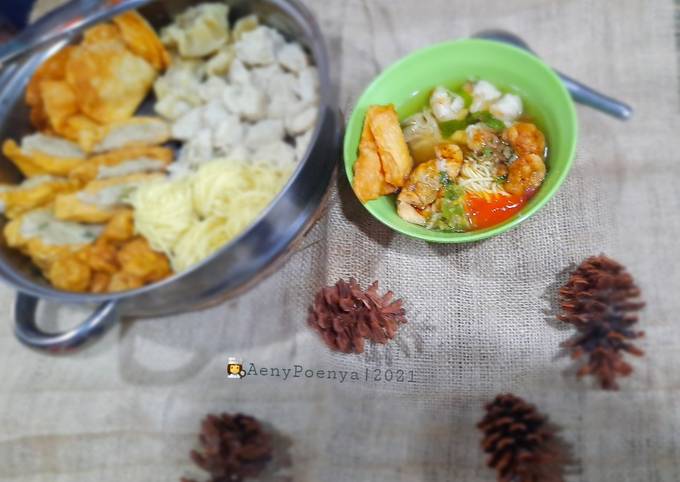 Mie bakso ayam malang