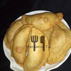 A picture of Fried meat pie.