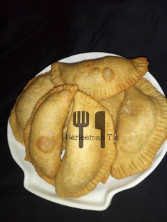 A picture of Fried meat pie.