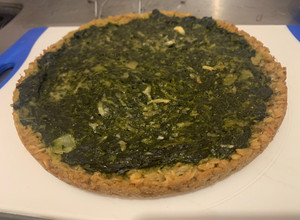 Una foto de Tarta de avena rellena de atún y espinacas
