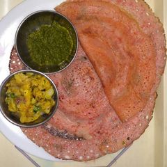 A picture of Tomato uttappa.