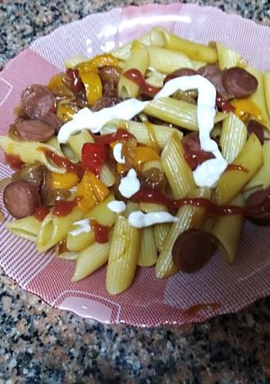 صورة لوصفة مكرونه بالسوسيس