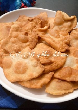 A picture of Crackers.
