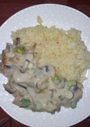 Tejszínes, cukkinis gomba recept fotója