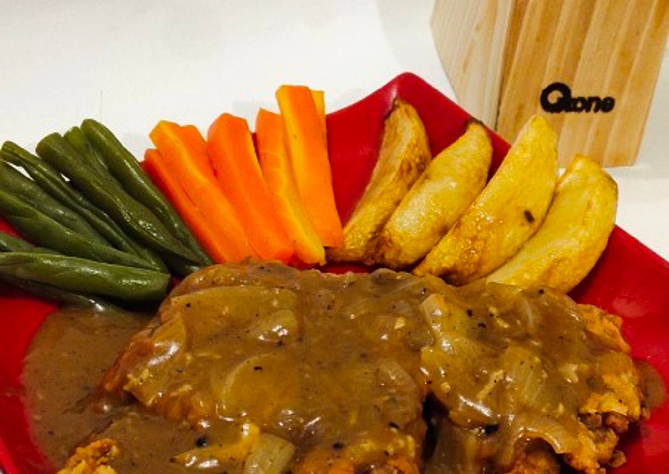 Crispy Beef Steak with Blackpaper Sauce