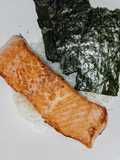 ข้าวหน้าแซลมอนย่างเกลือ | Salt-grilled Salmon Rice Bowl