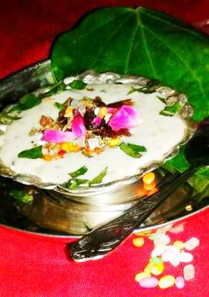 पान बहार श्रीखंड (Pan bahar shrikhand recipe in Hindi) रेसिपी मुख्य फोटो