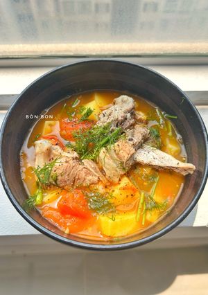 Hình của món Canh Khoai Tây Cà Chua Hầm Xương.