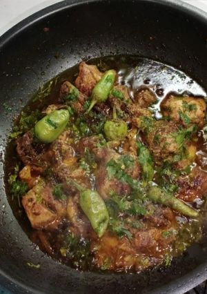 A picture of Shinwari Chicken Karahi.