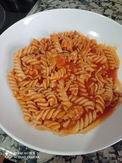 Una foto de Macarrones con carne picada