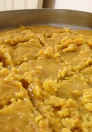 A picture of 7 cup barfi.