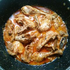 A picture of Shahi Spicy Chicken Korma.