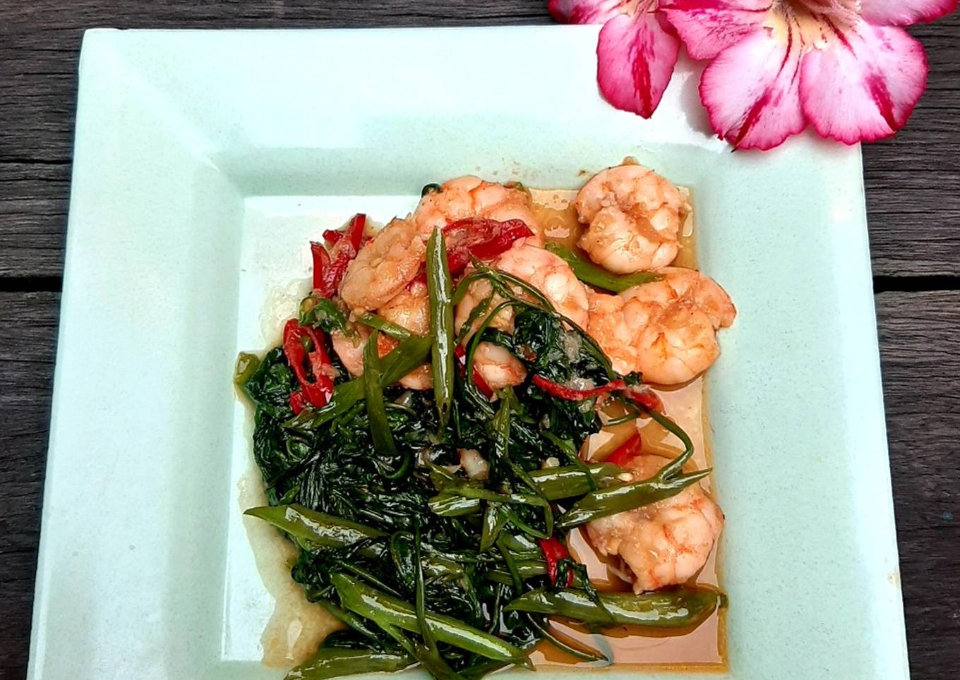 Tumis Kangkung Udang Saus Tiram