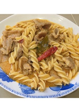 รูปของ ฟูซิลีพะแนงหมู ง่ายๆ