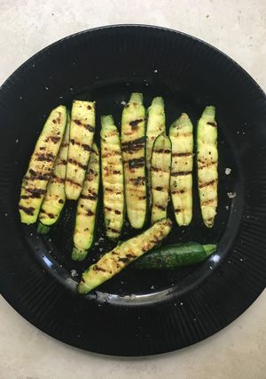 A picture of Zesty grilled Baby marrows.