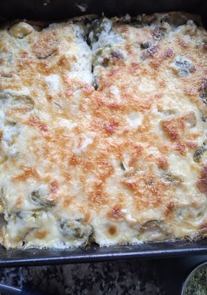 Una foto de Repollitos de Bruselas gratinados y algo más.