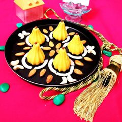 A picture of Besan Ke Modak.