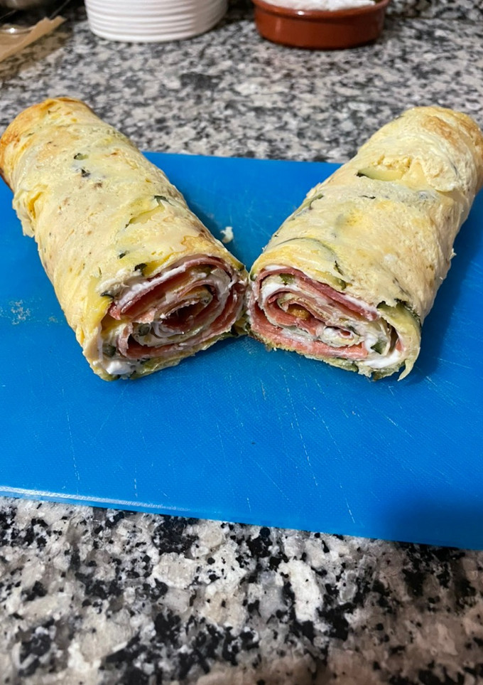Una foto de Rollito de tortilla con calabacín
