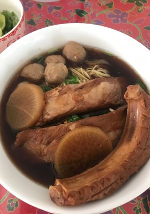 รูปของ ก๋วยเตี๋ยวซี่โครงหมูตุ๋น