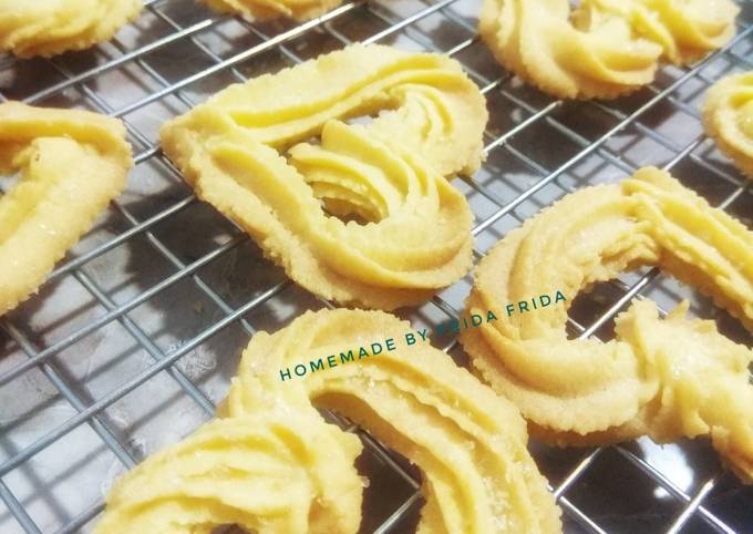 Langkah Mudah untuk Membuat Homemade Monde Butter Cookies | Simple &amp; Renyah yang Enak