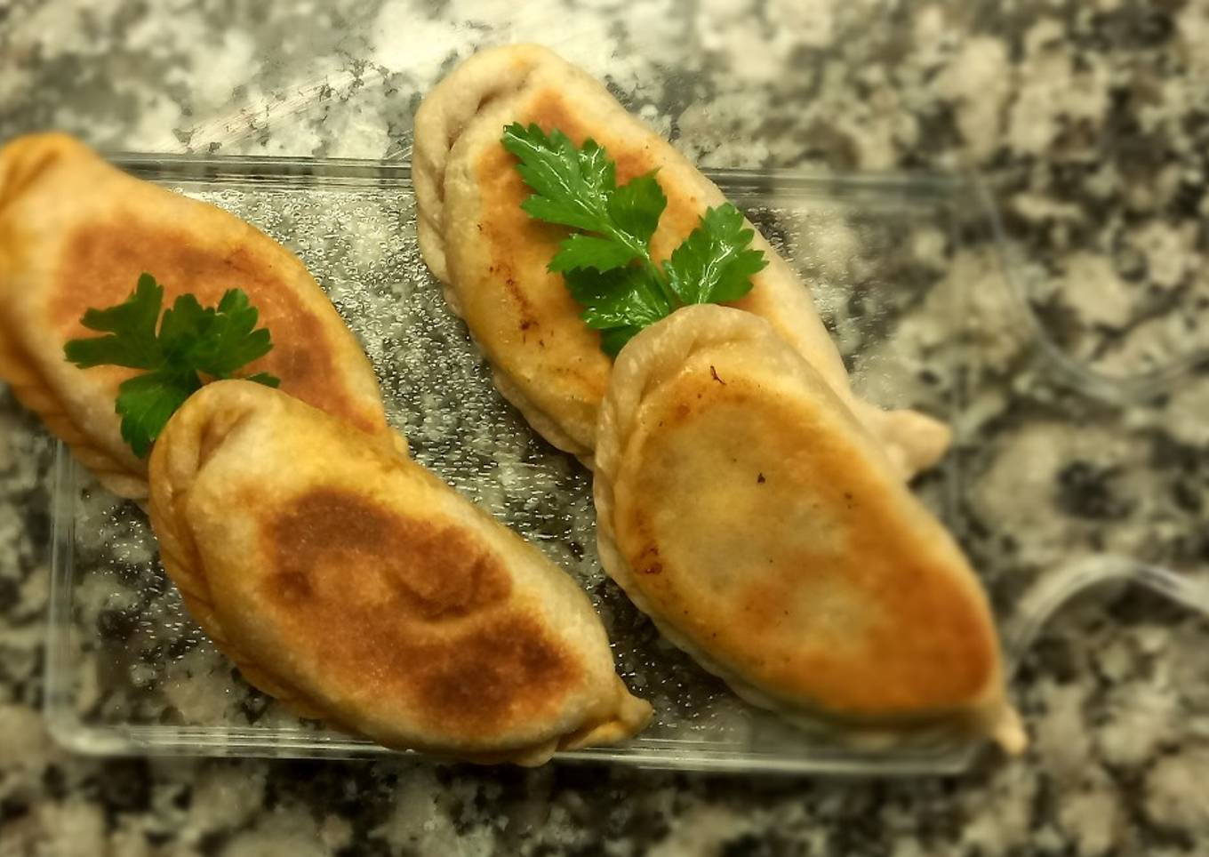 Empanadas de Pollo a la Portuguesa y de Carne con Masa Casera