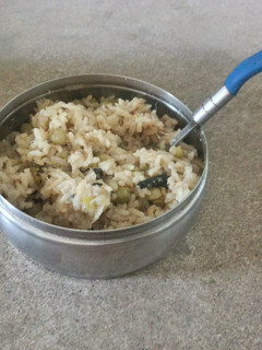 பட்டாணி புலாவ் (Pattani pulao recipe in tamil) செய்முறை முக்கிய புகைப்படம்