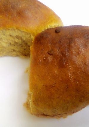 A picture of Garlic Brown buns.