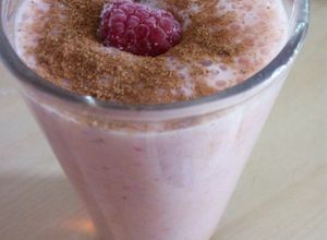 Una foto de Batido tropical con probióticos