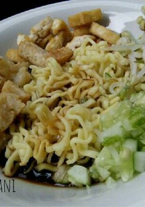 Foto resep Rujak Mie