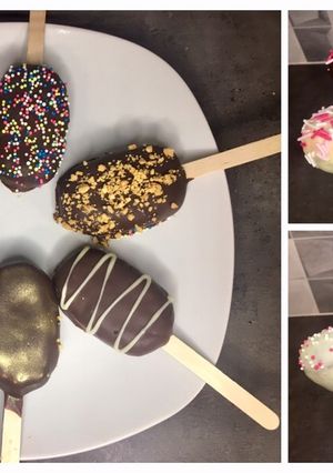 Une photo de Cake pops et ice cream cake pops