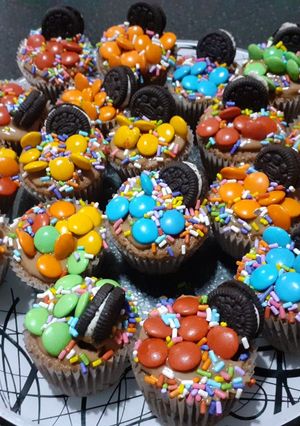 Una foto de Pirotines, trufas, cupcake