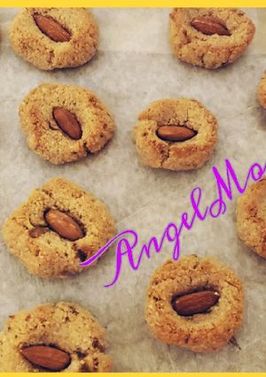Una foto de GALLETAS DE ALMENDRA Y BANANA 🍪🍌