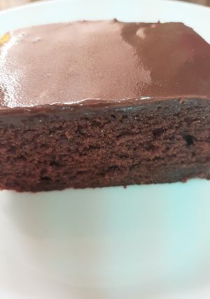 A picture of MOIST CHOCOLATE CAKE,Cocoa Ganache 😊.