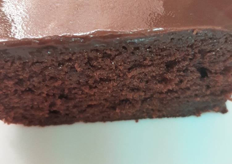 MOIST CHOCOLATE CAKE,Cocoa Ganache 😊