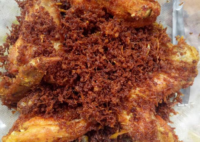 Resep Ayam Goreng Serundeng Oleh Mommy ArkHamka - Cookpad