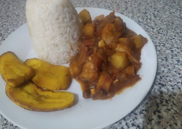 Pollo guisado